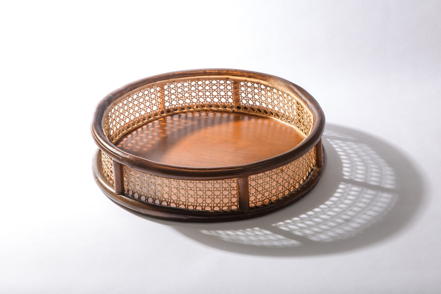 Wicker tray